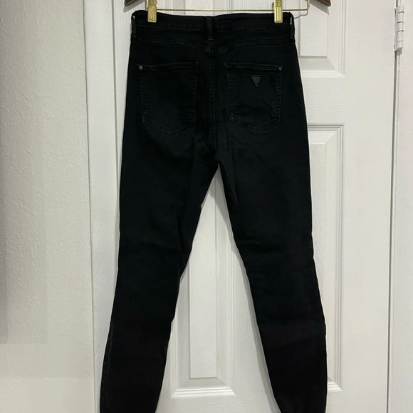 Guess size 28 in Great Condition - Picture 2 of 4